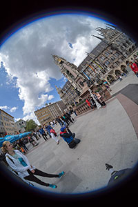 Walimex 2,8/8mm Pro II Fisheye an Sony A7R
